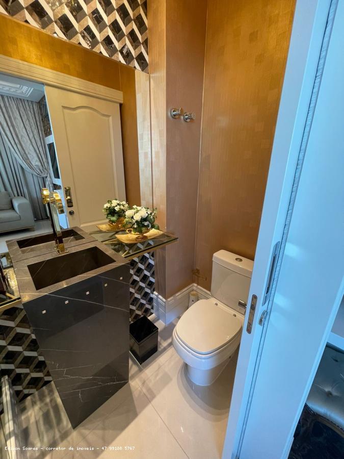 Apartamento à venda com 4 quartos, 157m² - Foto 30