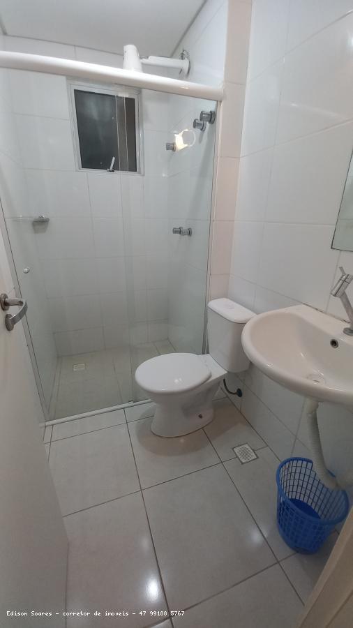 Apartamento à venda com 2 quartos, 79m² - Foto 11