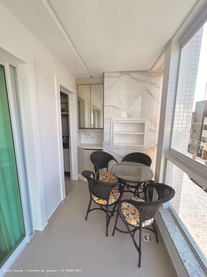 Apartamento à venda com 2 quartos, 78m² - Foto 3